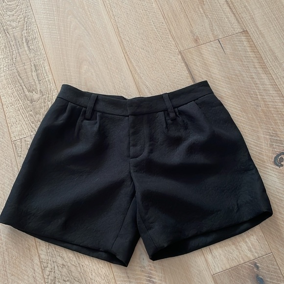 Erin Fetherston Dress Shorts. - Picture 3 of 14